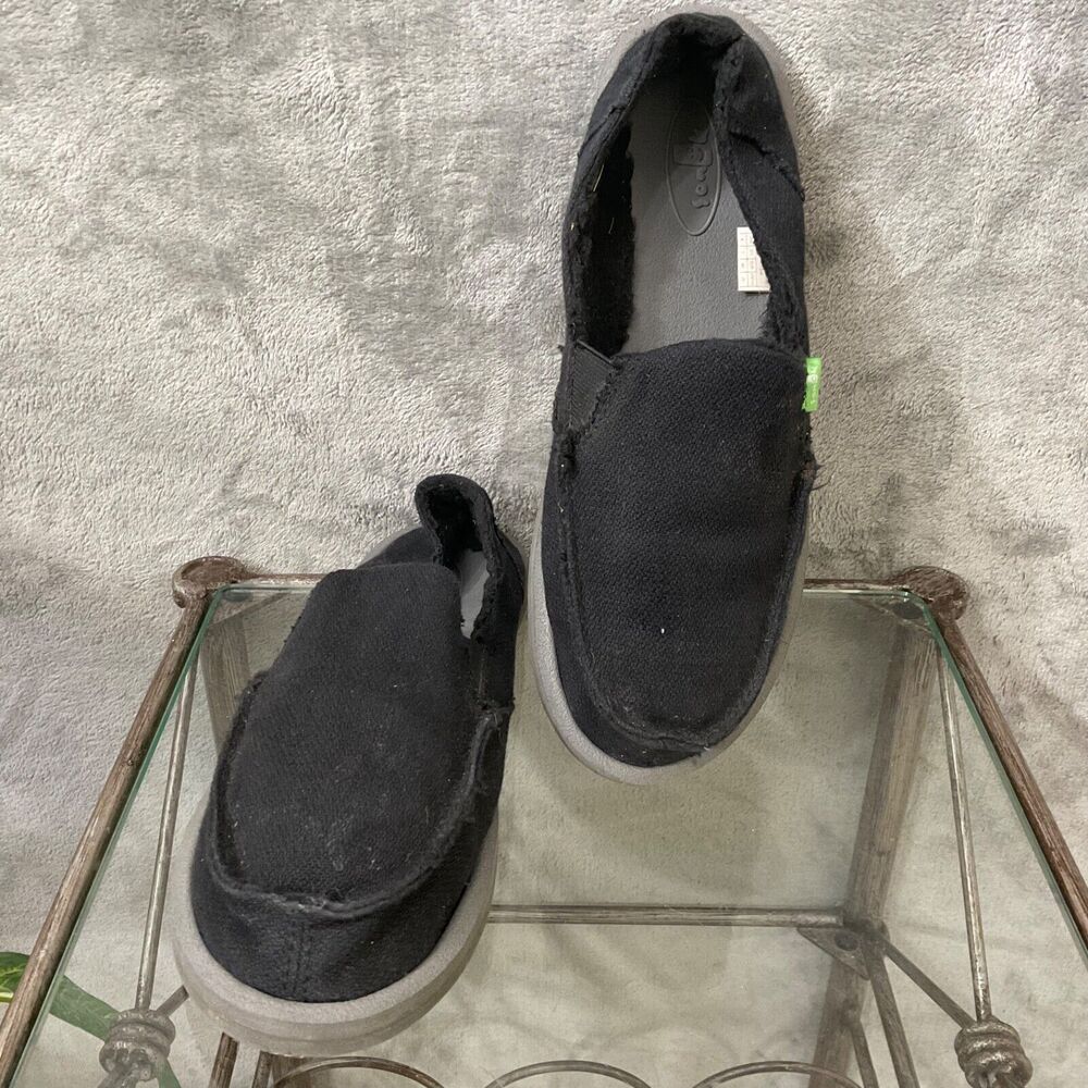 Sanuk Loafers women’s size 9 Black Slip On Loafers Fleece Lined